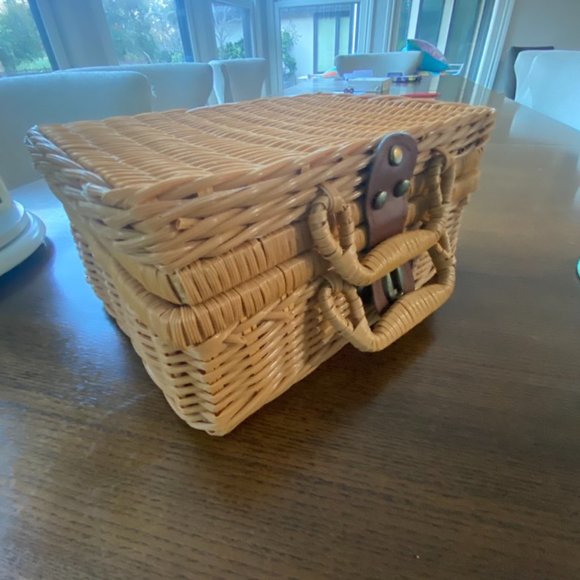 Pink Tea Set - Picture 3 of 3